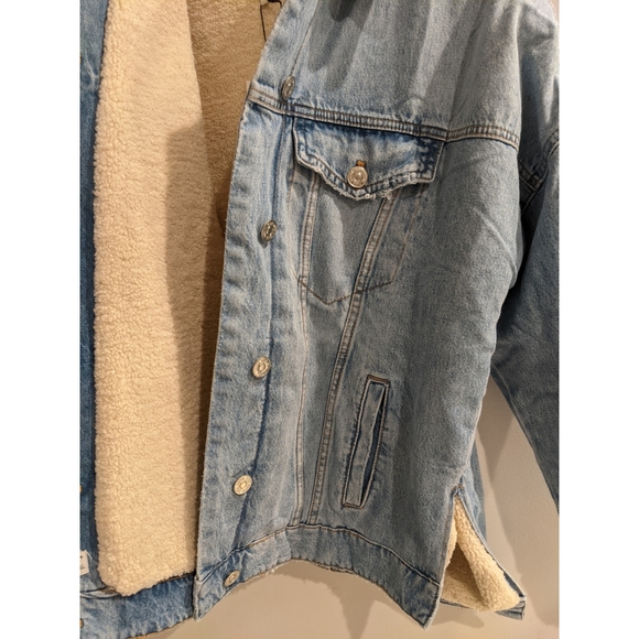 Zara oversized sherpa lined denim jacket - Picture 14 of 16